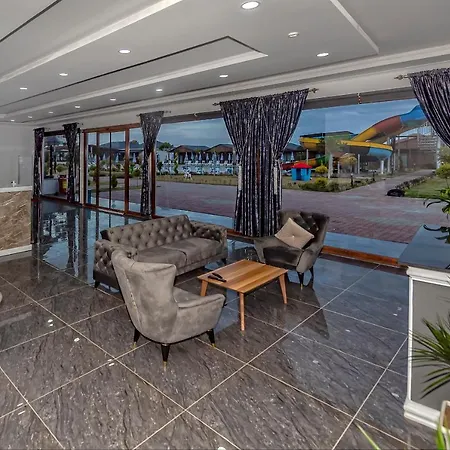 Otel Lord Marina & Bungalows