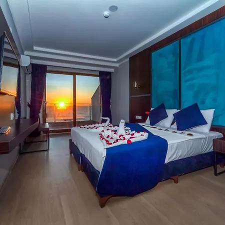 Otel Lord Marina & Bungalows *